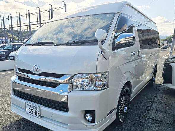 ハイエースキャンパー特装車ベース